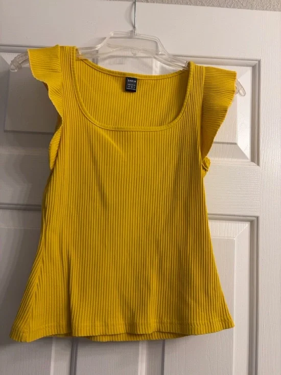 SHEIN Yellow Ribbed Ruffle Tank - Picture 2 of 3